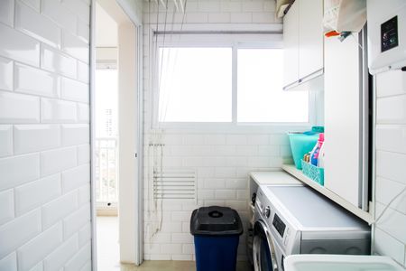 Apartamento à venda com 79m², 2 quartos e 2 vagas Apartamento à venda com 79m², 2 quartos e 2 vagasÁrea de Serviço