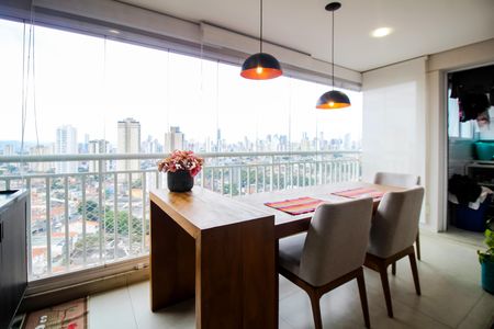 Apartamento à venda com 79m², 2 quartos e 2 vagas Apartamento à venda com 79m², 2 quartos e 2 vagasVaranda