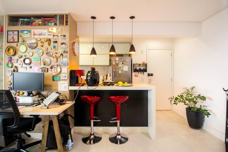 Apartamento à venda com 79m², 2 quartos e 2 vagas Apartamento à venda com 79m², 2 quartos e 2 vagasSala