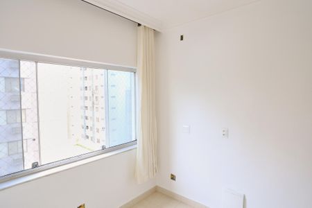 Apartamento para alugar com 184m², 4 quartos e 2 vagas Apartamento para alugar com 184m², 4 quartos e 2 vagasQuarto 1