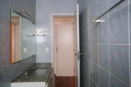 Apartamento para alugar com 184m², 4 quartos e 2 vagas Apartamento para alugar com 184m², 4 quartos e 2 vagasBanheiro