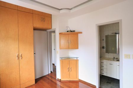 Suíte de apartamento para alugar com 4 quartos, 184m² em Serra, Belo Horizonte