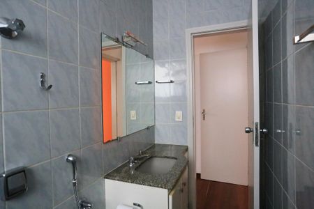 Apartamento para alugar com 184m², 4 quartos e 2 vagas Apartamento para alugar com 184m², 4 quartos e 2 vagasBanheiro