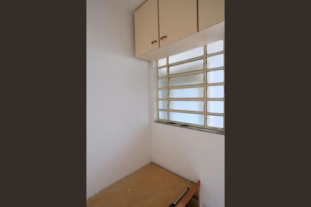 Apartamento para alugar com 184m², 4 quartos e 2 vagas Apartamento para alugar com 184m², 4 quartos e 2 vagasQuarto de Serviço