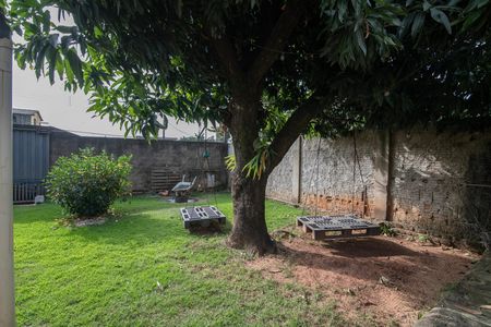 Casa para alugar com 68m², 2 quartos e 2 vagas Casa para alugar com 68m², 2 quartos e 2 vagasJardim