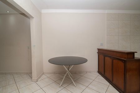 Casa para alugar com 68m², 2 quartos e 2 vagas Casa para alugar com 68m², 2 quartos e 2 vagasCozinha