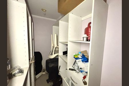 Casa à venda com 100m², 3 quartos e 2 vagas Casa à venda com 100m², 3 quartos e 2 vagasÁrea comum