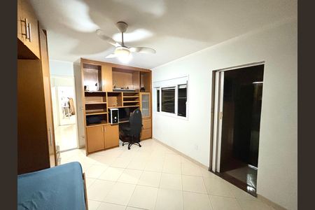 Casa à venda com 100m², 3 quartos e 2 vagas Casa à venda com 100m², 3 quartos e 2 vagasQuarto 1