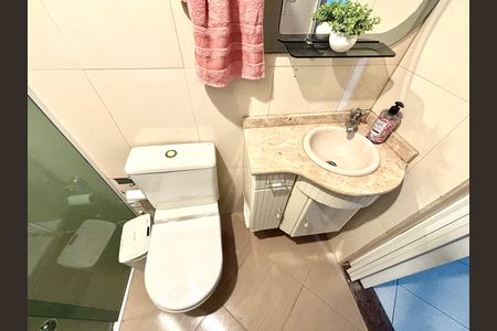 Casa à venda com 100m², 3 quartos e 2 vagas Casa à venda com 100m², 3 quartos e 2 vagasBanheiro 3