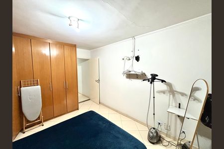 Casa à venda com 100m², 3 quartos e 2 vagas Casa à venda com 100m², 3 quartos e 2 vagasQuarto 3