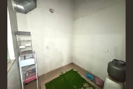 Casa à venda com 100m², 3 quartos e 2 vagas Casa à venda com 100m², 3 quartos e 2 vagasÁrea comum