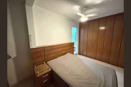 Casa à venda com 100m², 3 quartos e 2 vagas Casa à venda com 100m², 3 quartos e 2 vagasQuarto 2