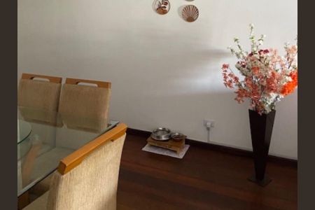 Apartamento à venda com 108m², 3 quartos e 2 vagas Apartamento à venda com 108m², 3 quartos e 2 vagasSala