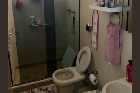 Apartamento à venda com 108m², 3 quartos e 2 vagas Apartamento à venda com 108m², 3 quartos e 2 vagasBanheiro
