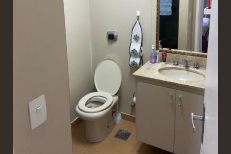 Apartamento à venda com 108m², 3 quartos e 2 vagas Apartamento à venda com 108m², 3 quartos e 2 vagasBanheiro