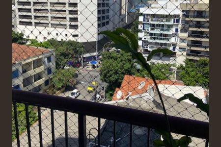 Apartamento à venda com 108m², 3 quartos e 2 vagas Apartamento à venda com 108m², 3 quartos e 2 vagasVaranda