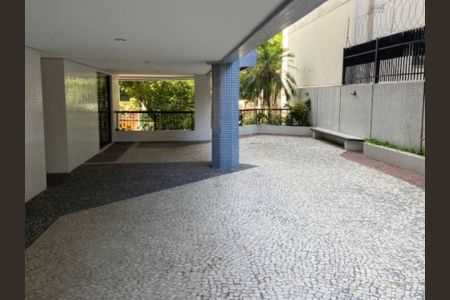 Apartamento à venda com 108m², 3 quartos e 2 vagas Apartamento à venda com 108m², 3 quartos e 2 vagasÁrea externa