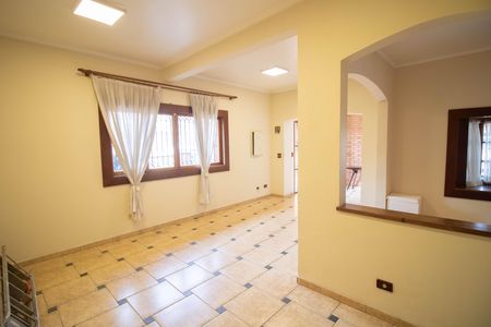 SALA de casa à venda com 6 quartos, 240m² em Vila Ester (zona Norte), São Paulo