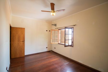 Casa para alugar com 240m², 6 quartos e 2 vagas Casa para alugar com 240m², 6 quartos e 2 vagasSUÍTE
