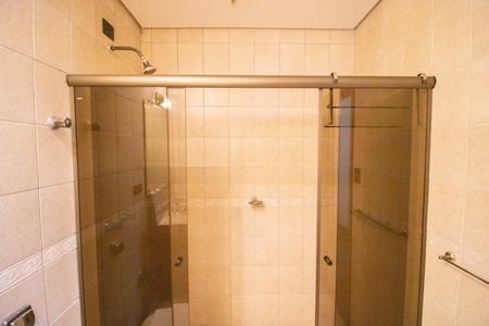 Casa para alugar com 240m², 6 quartos e 2 vagas Casa para alugar com 240m², 6 quartos e 2 vagasBANHEIRO SOCIAL