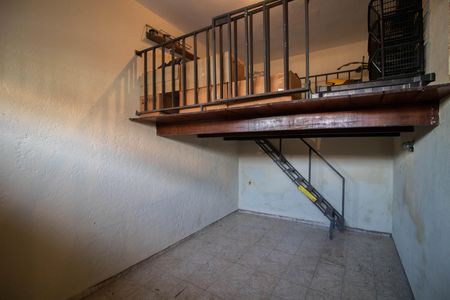 Casa para alugar com 240m², 6 quartos e 2 vagas Casa para alugar com 240m², 6 quartos e 2 vagasVAGA DE GARAGEM 1