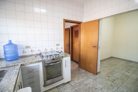 COZINHA de casa à venda com 6 quartos, 240m² em Vila Ester (zona Norte), São Paulo