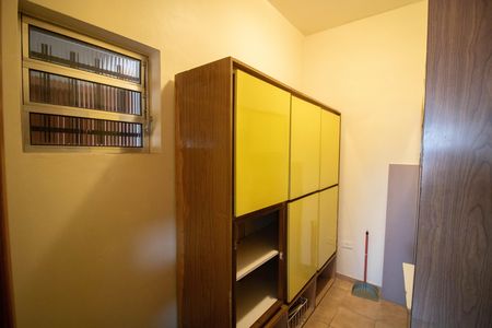 Casa para alugar com 240m², 6 quartos e 2 vagas Casa para alugar com 240m², 6 quartos e 2 vagasDESPENSA