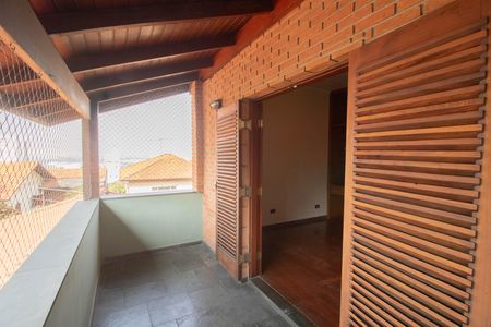 Casa para alugar com 240m², 6 quartos e 2 vagas Casa para alugar com 240m², 6 quartos e 2 vagasVARANDA DO QUARTO 4