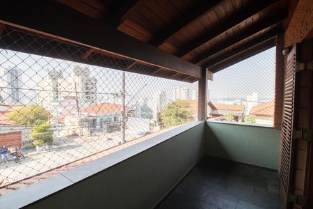 Casa para alugar com 240m², 6 quartos e 2 vagas Casa para alugar com 240m², 6 quartos e 2 vagasVARANDA DO QUARTO 4