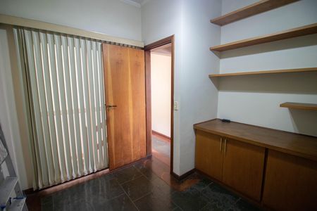 Casa para alugar com 240m², 6 quartos e 2 vagas Casa para alugar com 240m², 6 quartos e 2 vagasQUARTO 2