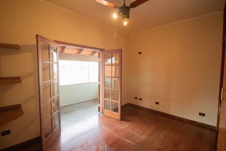 Casa para alugar com 240m², 6 quartos e 2 vagas Casa para alugar com 240m², 6 quartos e 2 vagasQUARTO 4