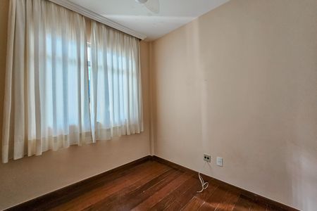 Apartamento à venda com 180m², 4 quartos e 2 vagas