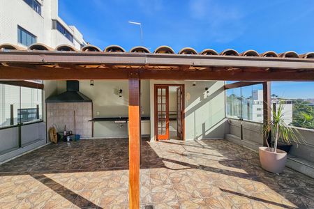 Apartamento à venda com 180m², 4 quartos e 2 vagas