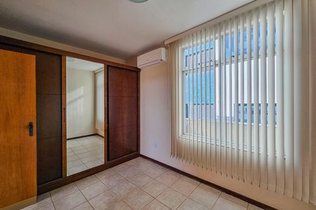Apartamento à venda com 180m², 4 quartos e 2 vagas