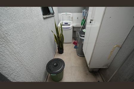 Apartamento para alugar com 65m², 2 quartos e 1 vagaÁrea de Serviço
