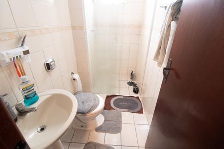 Apartamento à venda com 64m², 3 quartos e 1 vaga Apartamento à venda com 64m², 3 quartos e 1 vagaBanheiro Social