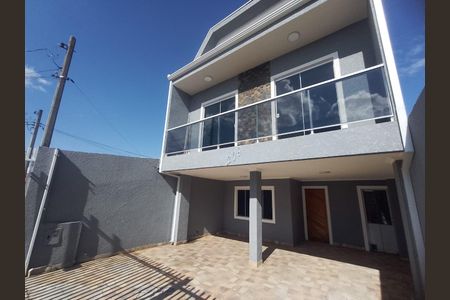 Casa à venda com 180m², 4 quartos e 2 vagas