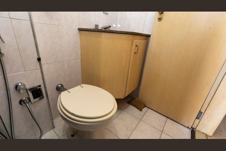 Apartamento à venda com 58m², 2 quartos e 2 vagas Apartamento à venda com 58m², 2 quartos e 2 vagasBANHEIRO QUARTO Nº 1 SUITE