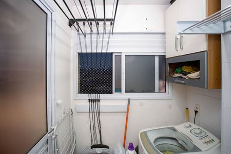Apartamento à venda com 56m², 2 quartos e 1 vagaÁrea de Serviço