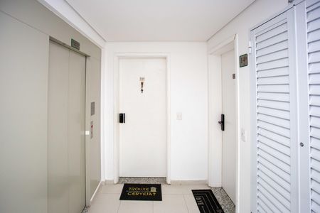 Apartamento à venda com 56m², 2 quartos e 1 vagaHall de entrada