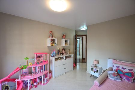 Apartamento à venda com 229m², 4 quartos e 4 vagasSuíte 2