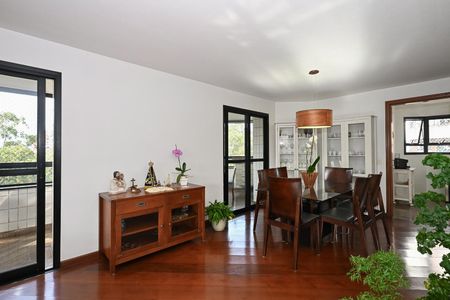 Apartamento à venda com 229m², 4 quartos e 4 vagasSala de Jantar