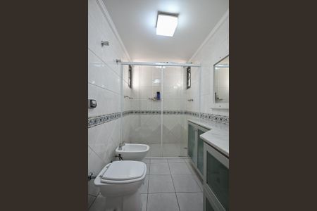 Apartamento à venda com 229m², 4 quartos e 4 vagasBanheiro Suíte 1