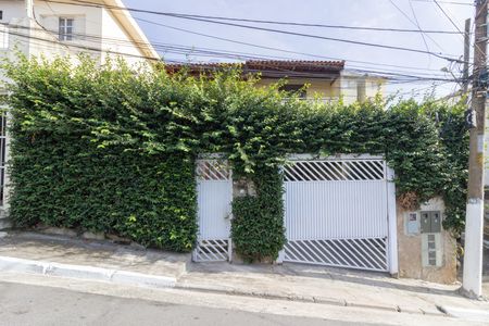 Casa para alugar com 45m², 1 quarto e sem vaga Casa para alugar com 45m², 1 quarto e sem vagaFachada