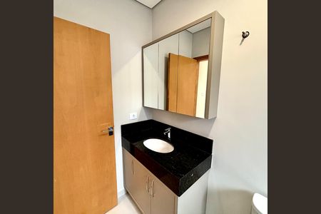 Casa à venda com 231m², 4 quartos e 3 vagas Casa à venda com 231m², 4 quartos e 3 vagasBanheiro 3