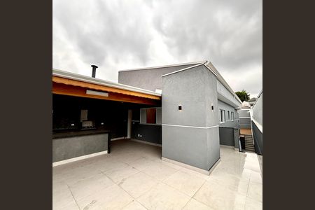 Casa à venda com 231m², 4 quartos e 3 vagas Casa à venda com 231m², 4 quartos e 3 vagasFachada