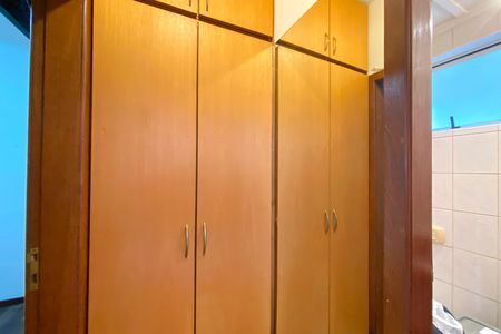 Apartamento para alugar com 65m², 1 quarto e 1 vaga Apartamento para alugar com 65m², 1 quarto e 1 vagaRouparia