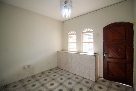 Casa para alugar com 152m², 3 quartos e 2 vagas Casa para alugar com 152m², 3 quartos e 2 vagasSala
