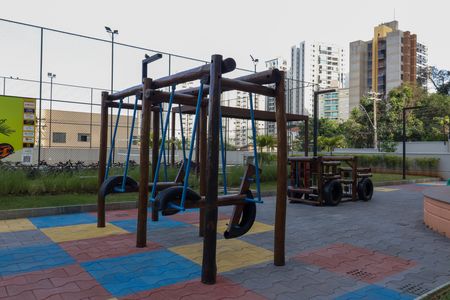Apartamento para alugar com 83m², 2 quartos e 2 vagas Apartamento para alugar com 83m², 2 quartos e 2 vagasÁrea comum - Playground