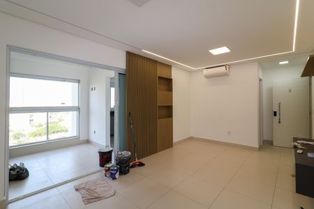 Sala de apartamento para alugar com 2 quartos, 83m² em Taquaral, Campinas